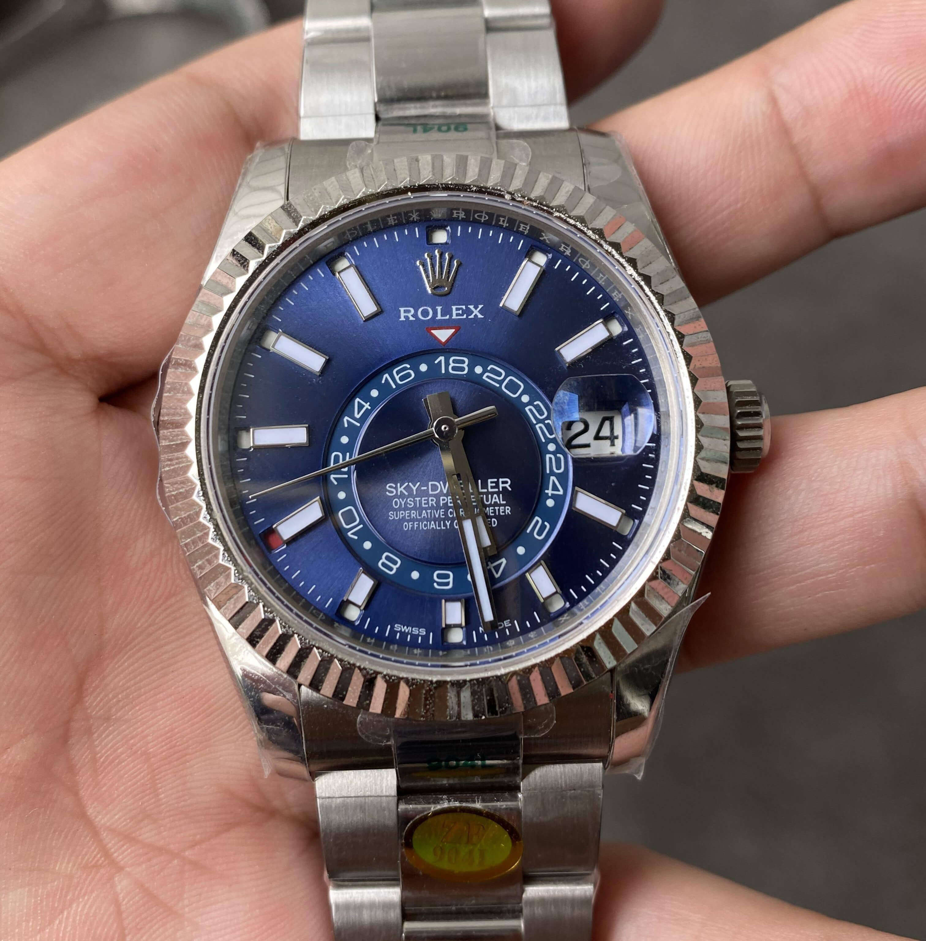 Replica Rolex Sky Dweller M336934-0005 ZF Factory Stainless Steel Strap Replica Rolex Sky Dweller M336934-0005 ZF Factory Stainless Steel Strap