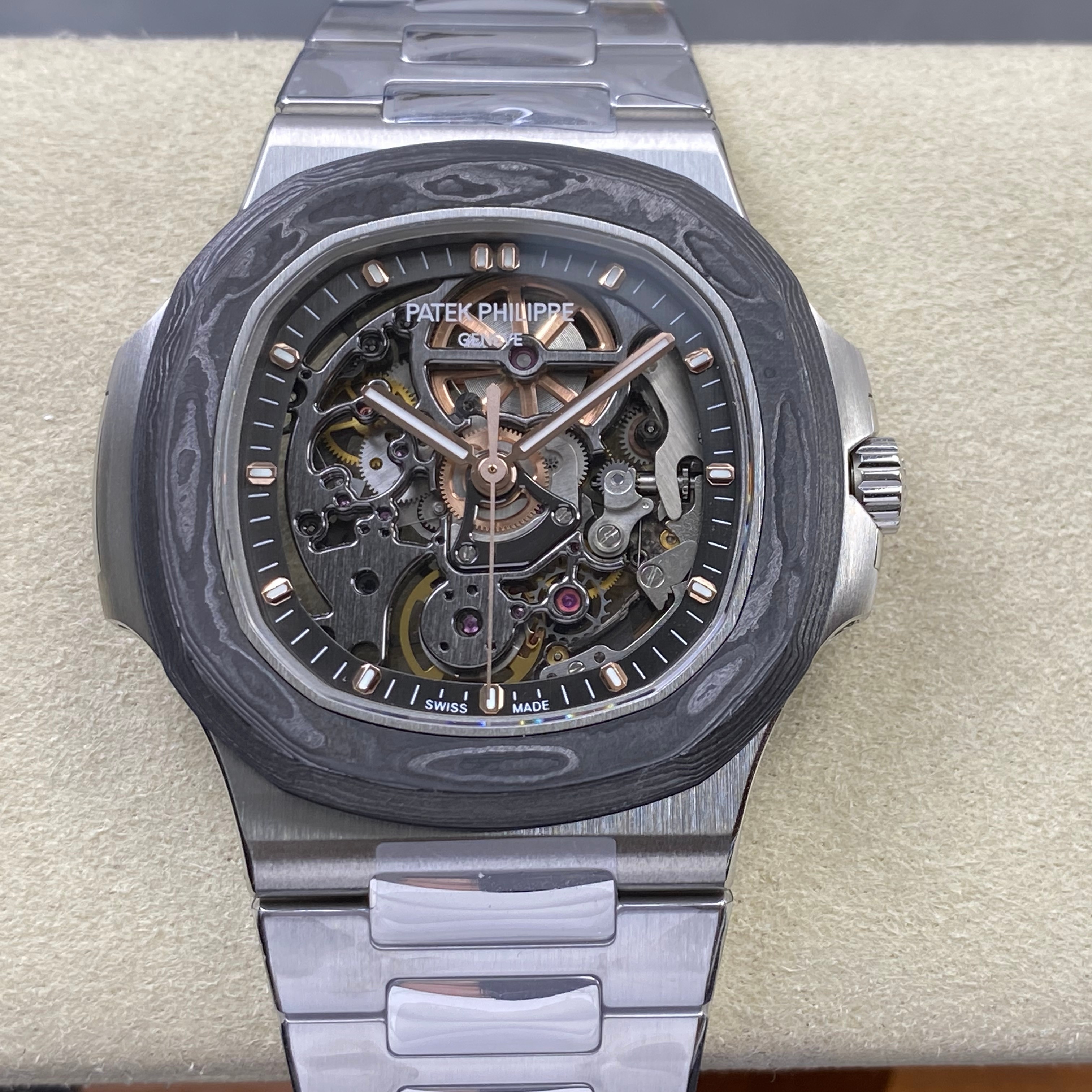Patek Philippe Nautilus 5711 ADG Factory Carbon fiber - Replica Watches Factory