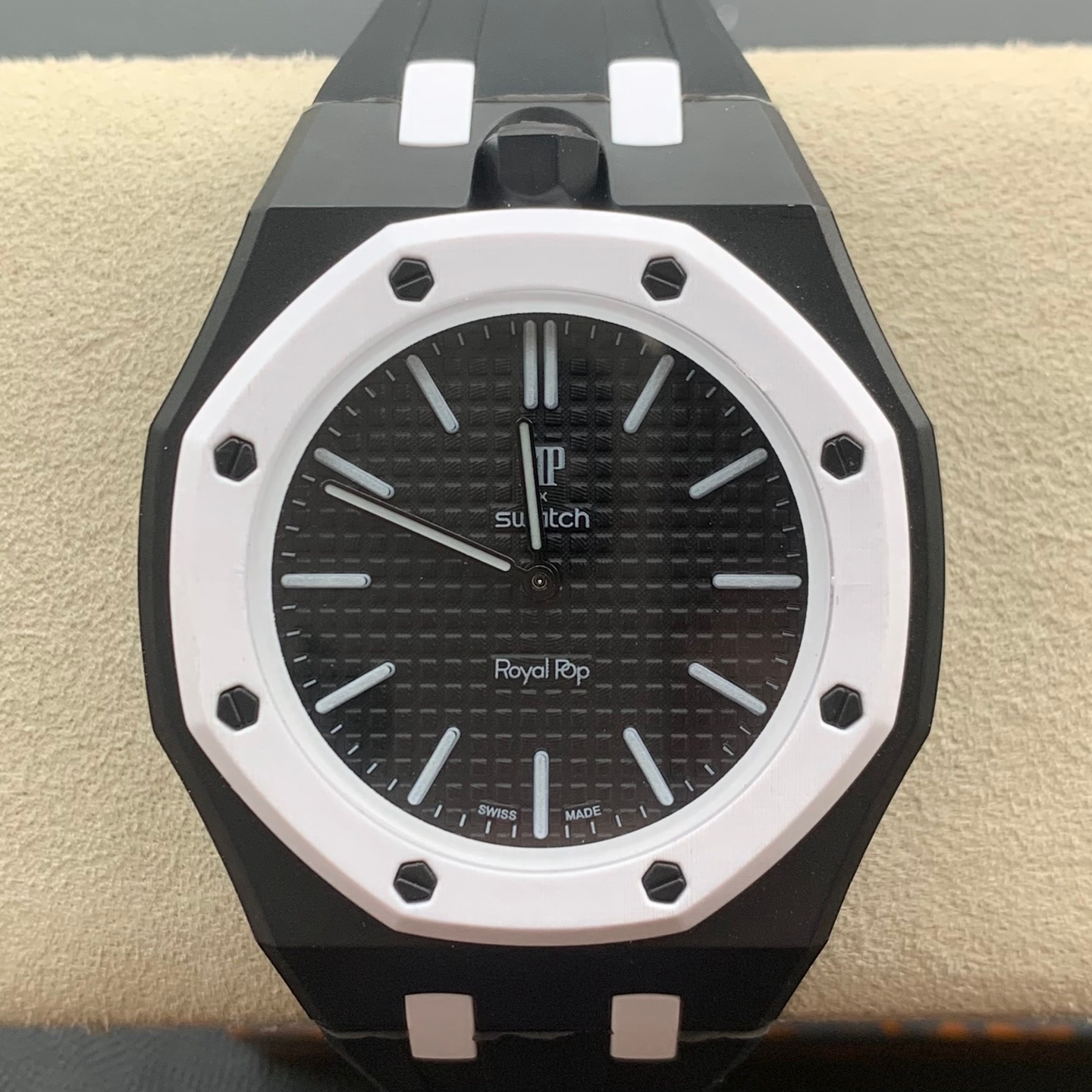 Audemars Piguet x Swatch Royal Pop OCHO NEGRO - Replica Watches Factory