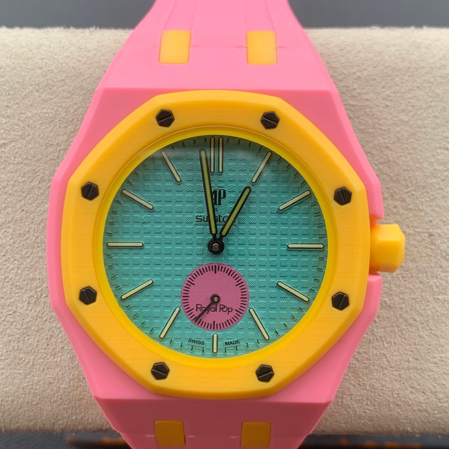 Audemars Piguet x Swatch Royal Pop OTG Roz - Replica Watches Factory