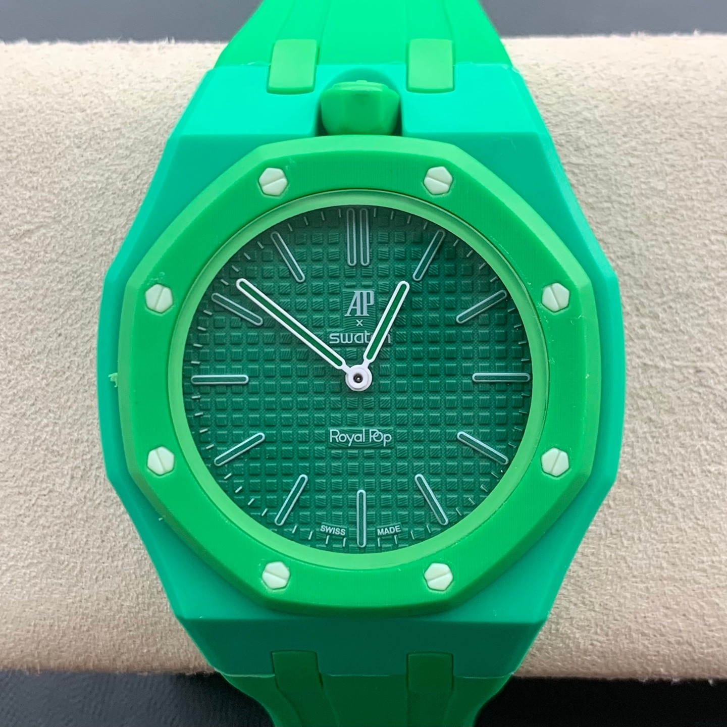 wsxc1783772432084_2 (1) Audemars Piguet x Swatch Royal Pop Green Eight - Replica Watches Factory